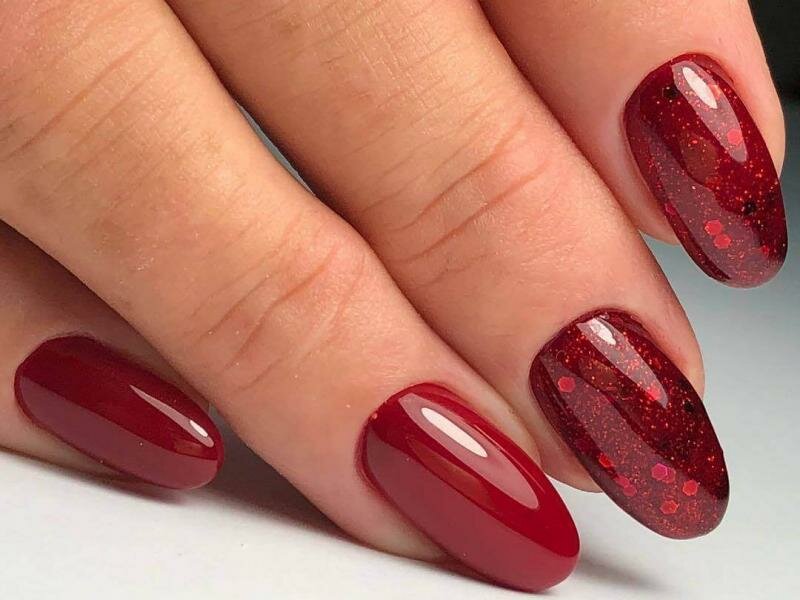 Маникюр с блестками - виды материала, особенности и техники нанесения - фото