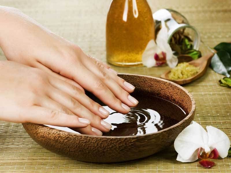 смягчить кутикулу в ванночке