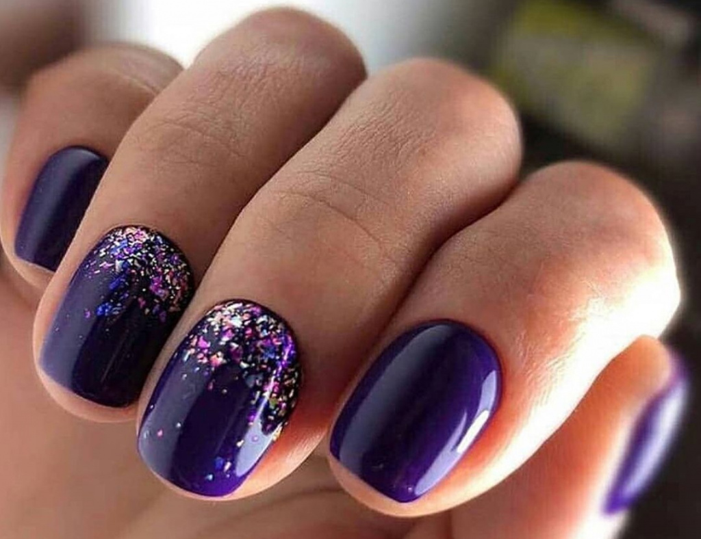 Маникюр с блестками - виды материала, особенности и техники нанесения - фото