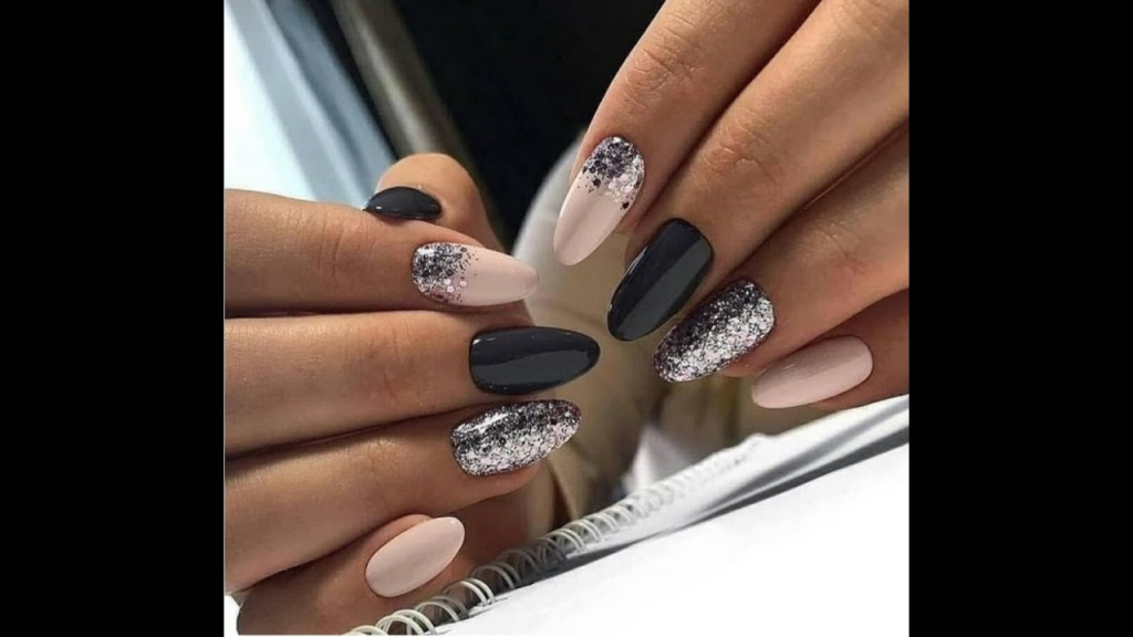 Ногти френч - фото новинок дизайнов французского маникюра в 2022-2023 году