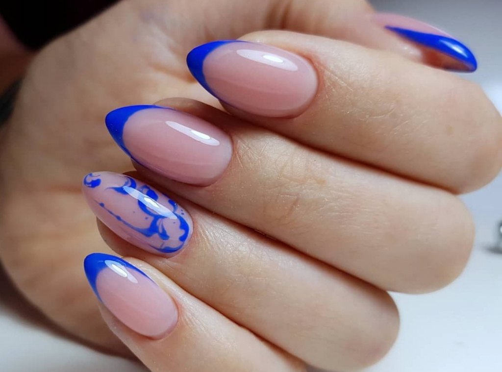 Ногти френч - фото новинок дизайнов французского маникюра в 2022-2023 году