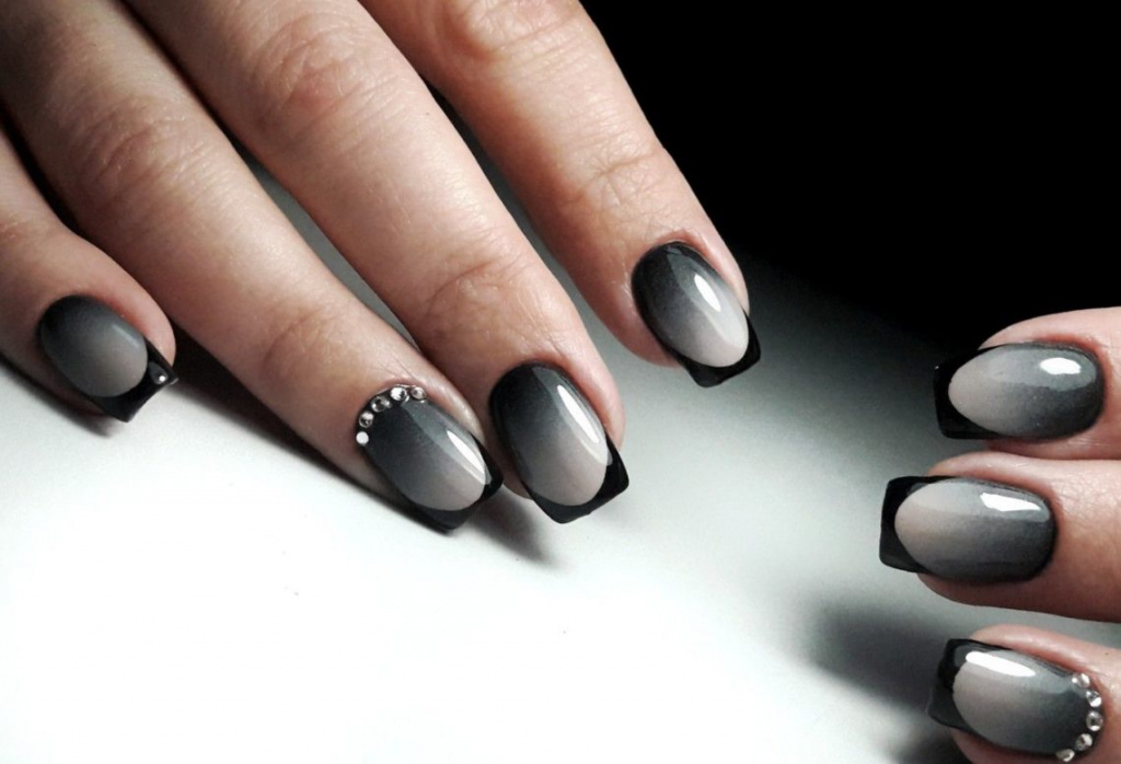 Ногти френч - фото новинок дизайнов французского маникюра в 2022-2023 году