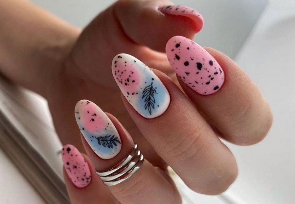 Выбор цвета для красивого маникюра на ногти в 2022 году