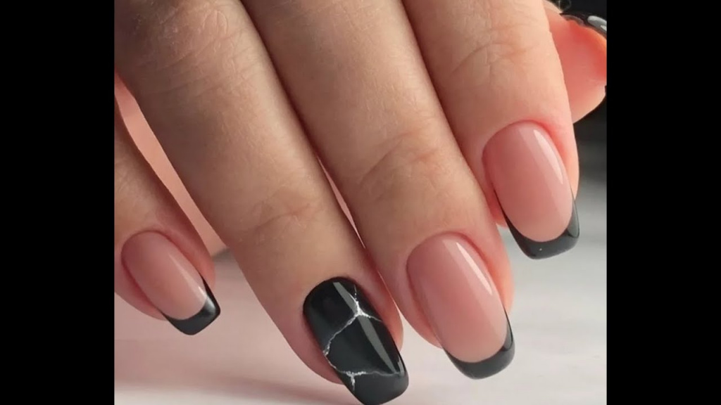 Ногти френч - фото новинок дизайнов французского маникюра в 2022-2023 году