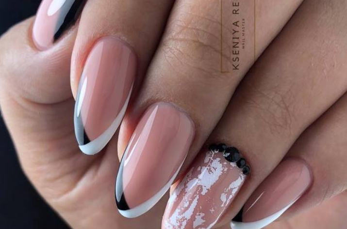 Ногти френч - новинки дизайнов французского маникюра в 2022-2023 году