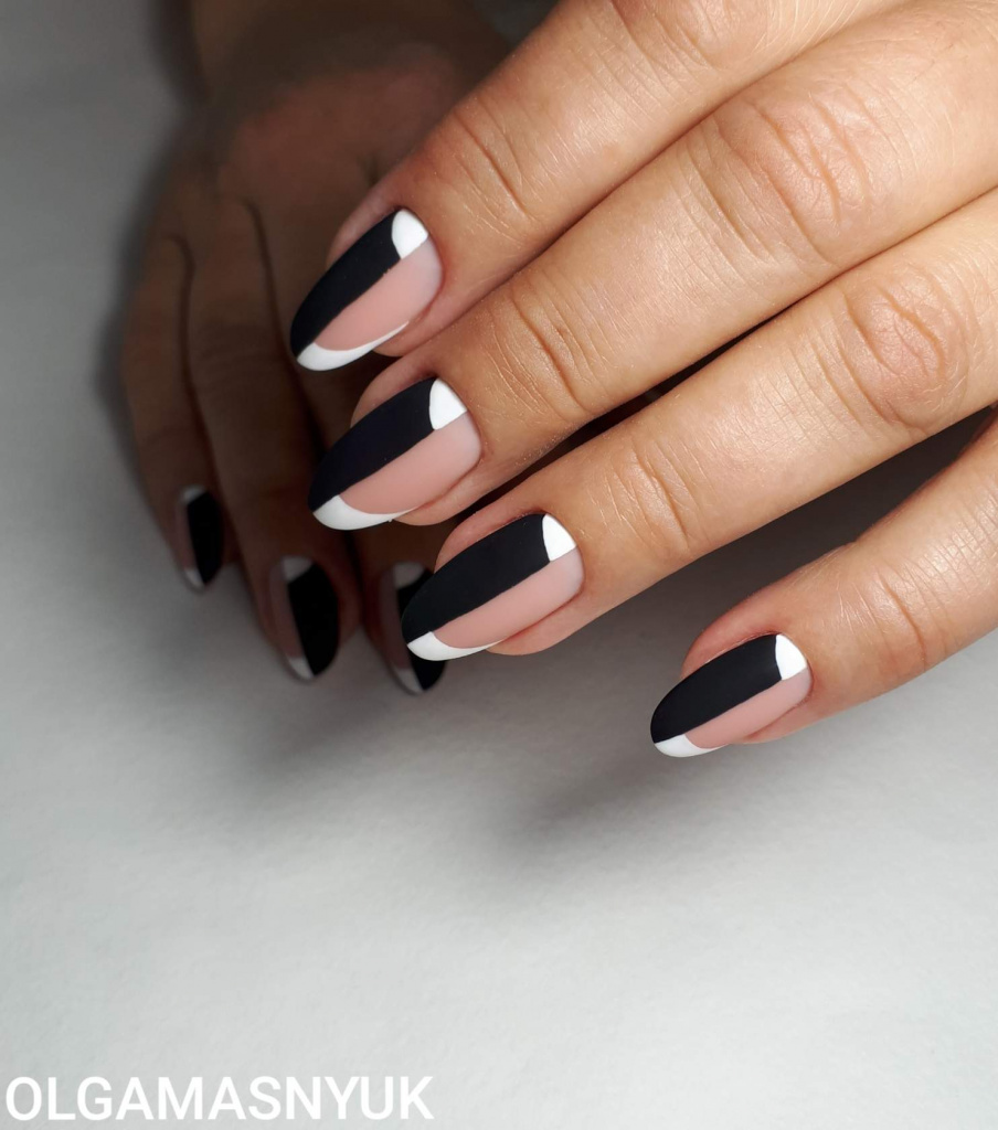 Ногти френч - фото новинок дизайнов французского маникюра в 2022-2023 году