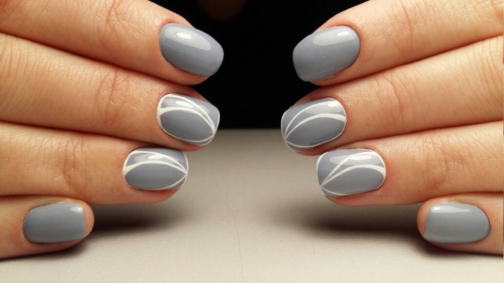 Однотонный маникюр – нейл-дизайн 2022 в один цветовой тон