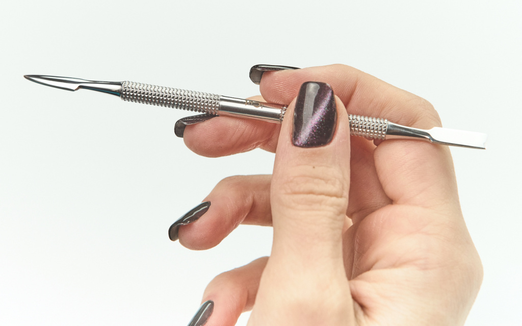 Пушер или шабер для маникюра