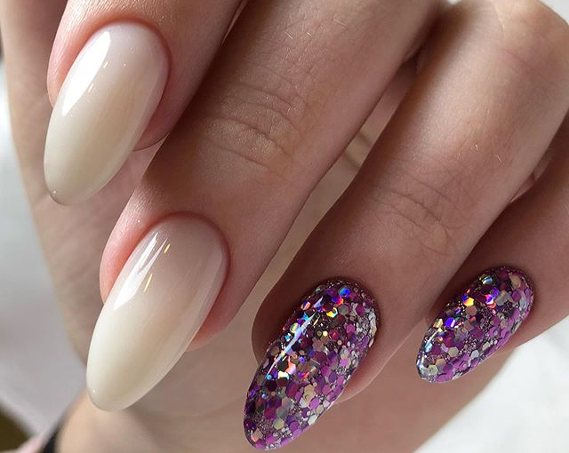 Маникюр с блестками - виды материала, особенности и техники нанесения - фото