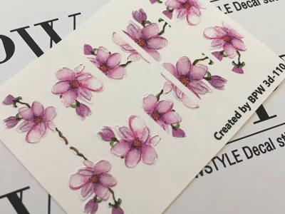 Водные наклейки на ногтях и клейкие наклейки