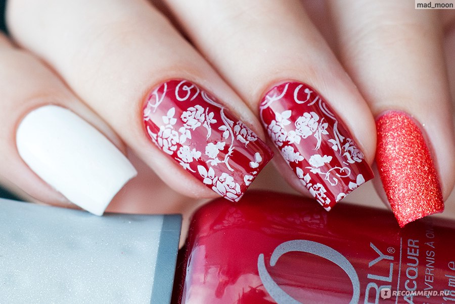 Новинки маникюра 2022-2023: дизайн ногтей с красным гель-лаком