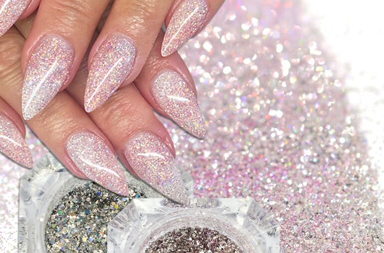 Маникюр с блестками - виды материала, особенности и техники нанесения - фото