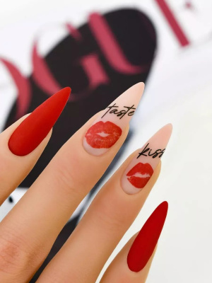 Слайдер-дизайн Фигурный губы из каталога Фигурные слайдеры, в интернет-магазине BPW.style